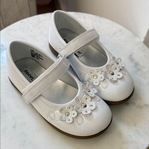 Rachel White Girls' Floral Mary Jane Dress Shoes